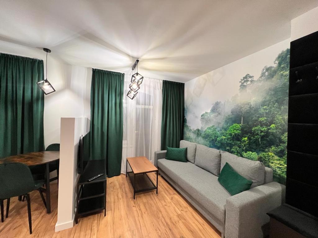 Green Hill Apartments Катовице Екстериор снимка