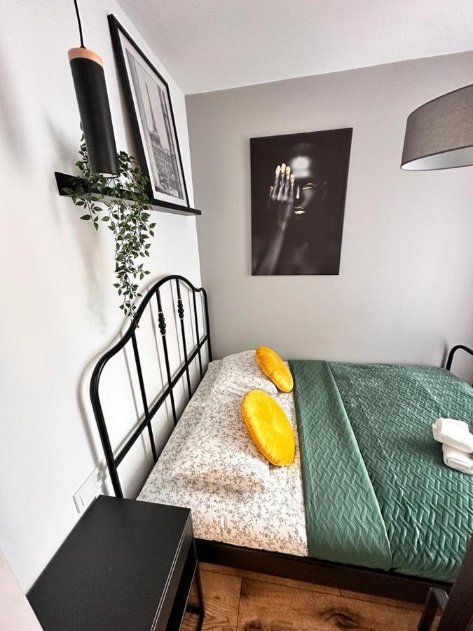 Green Hill Apartments Катовице Екстериор снимка