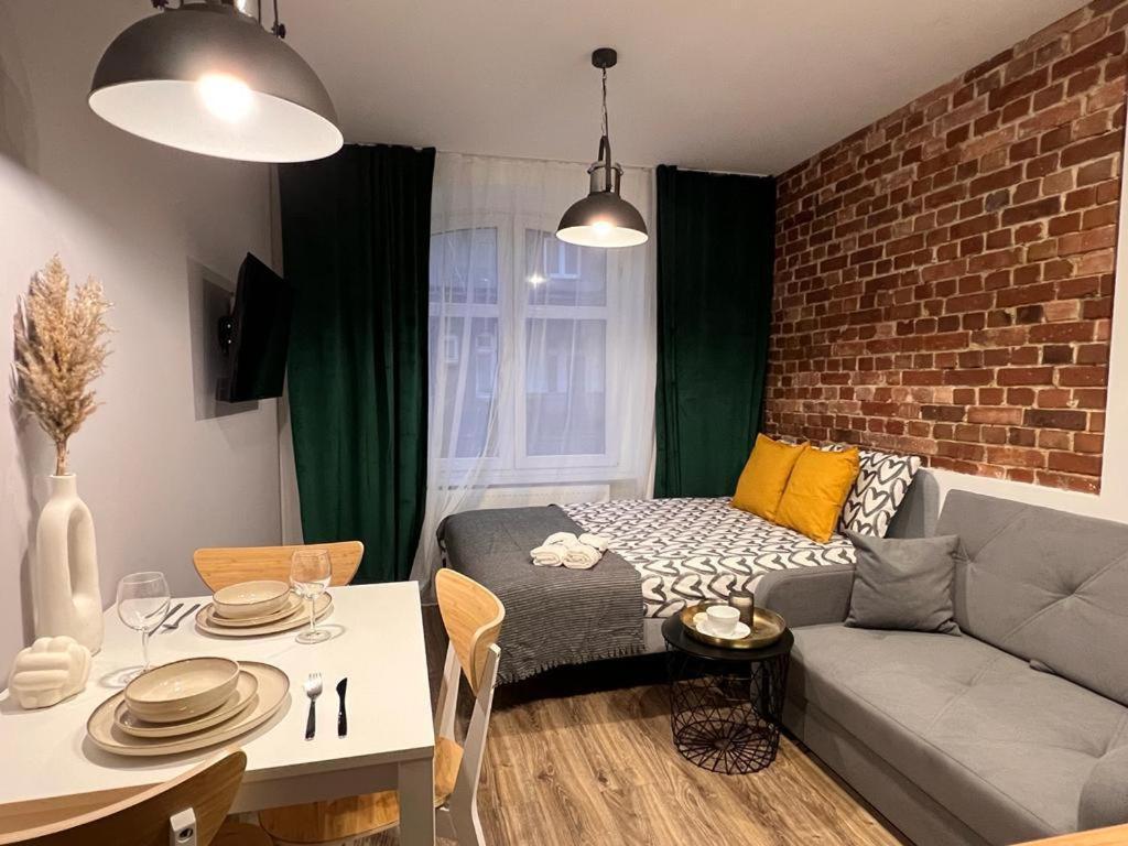 Green Hill Apartments Катовице Екстериор снимка