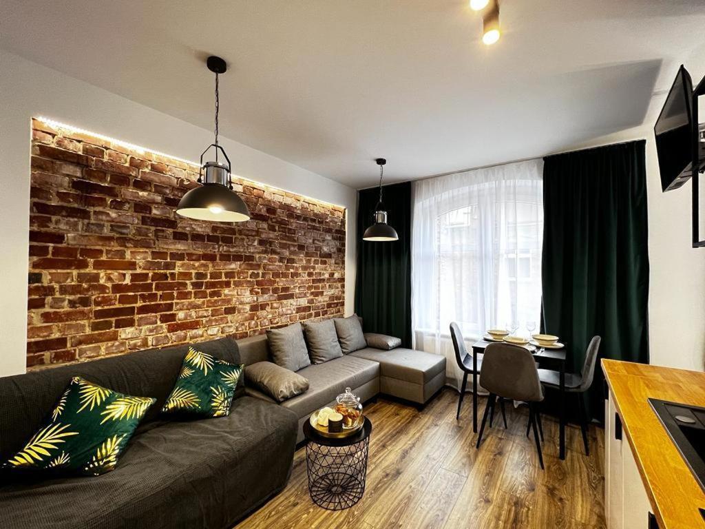 Green Hill Apartments Катовице Екстериор снимка